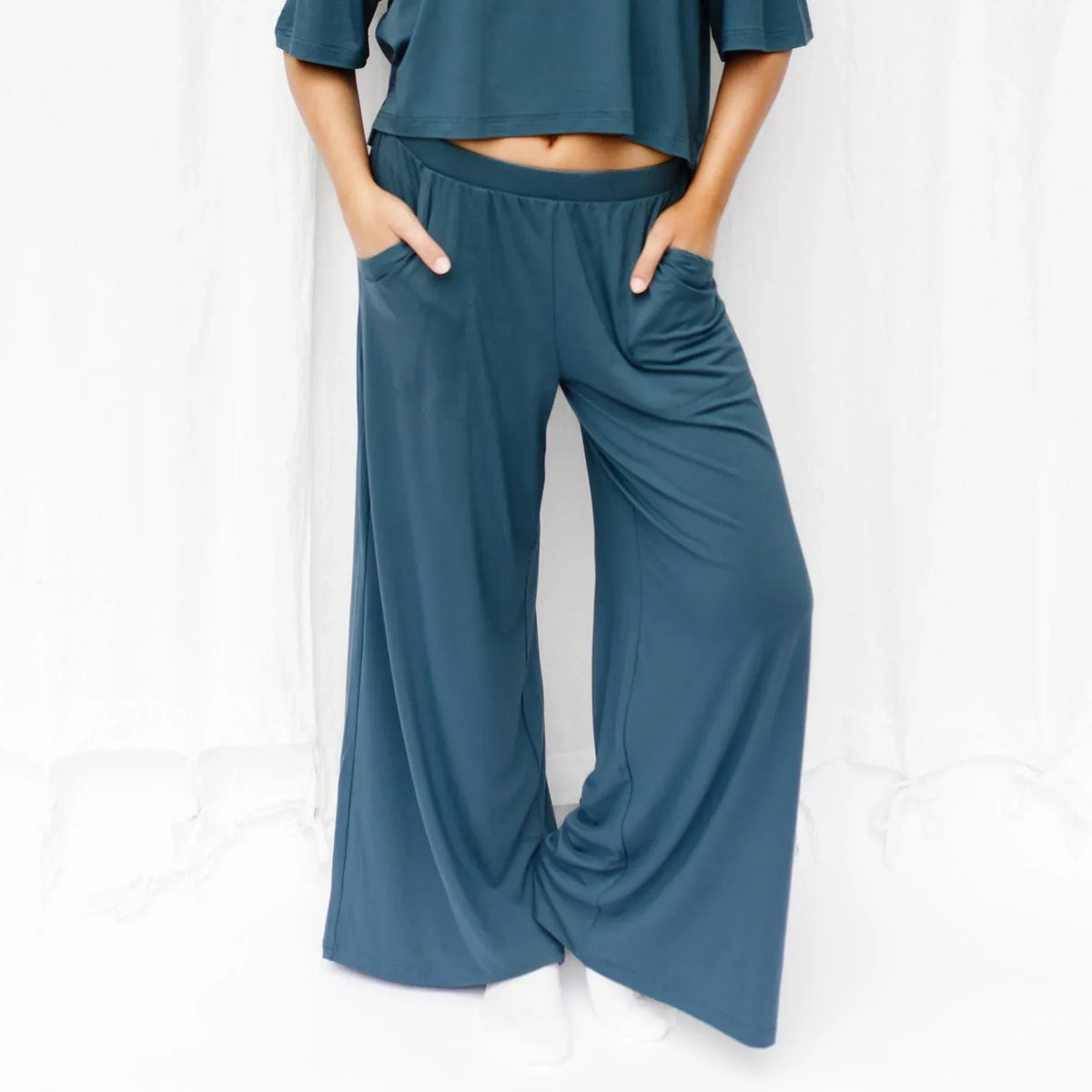 Women's Wide Leg Pant Set in Atlantic