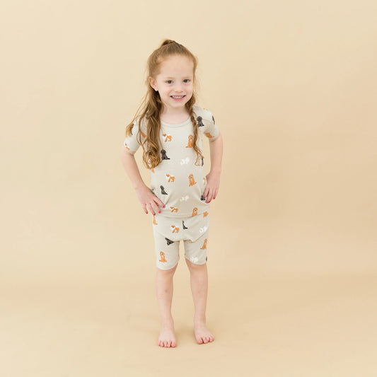 Short Sleeve Pajamas in Fluffy Dog